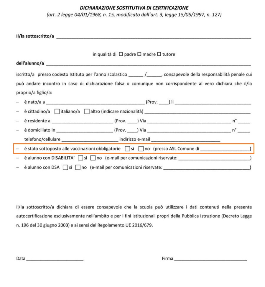 posizione vaccinale su un modulo scolastico